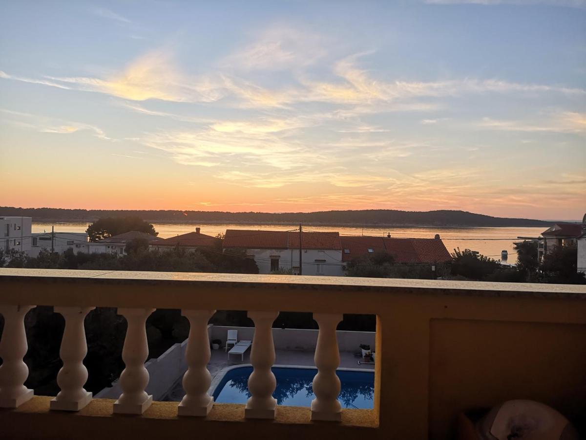 Casa Surya - Apartments With Sea View And Swimming Pool Barbat na Rabu Exterior photo